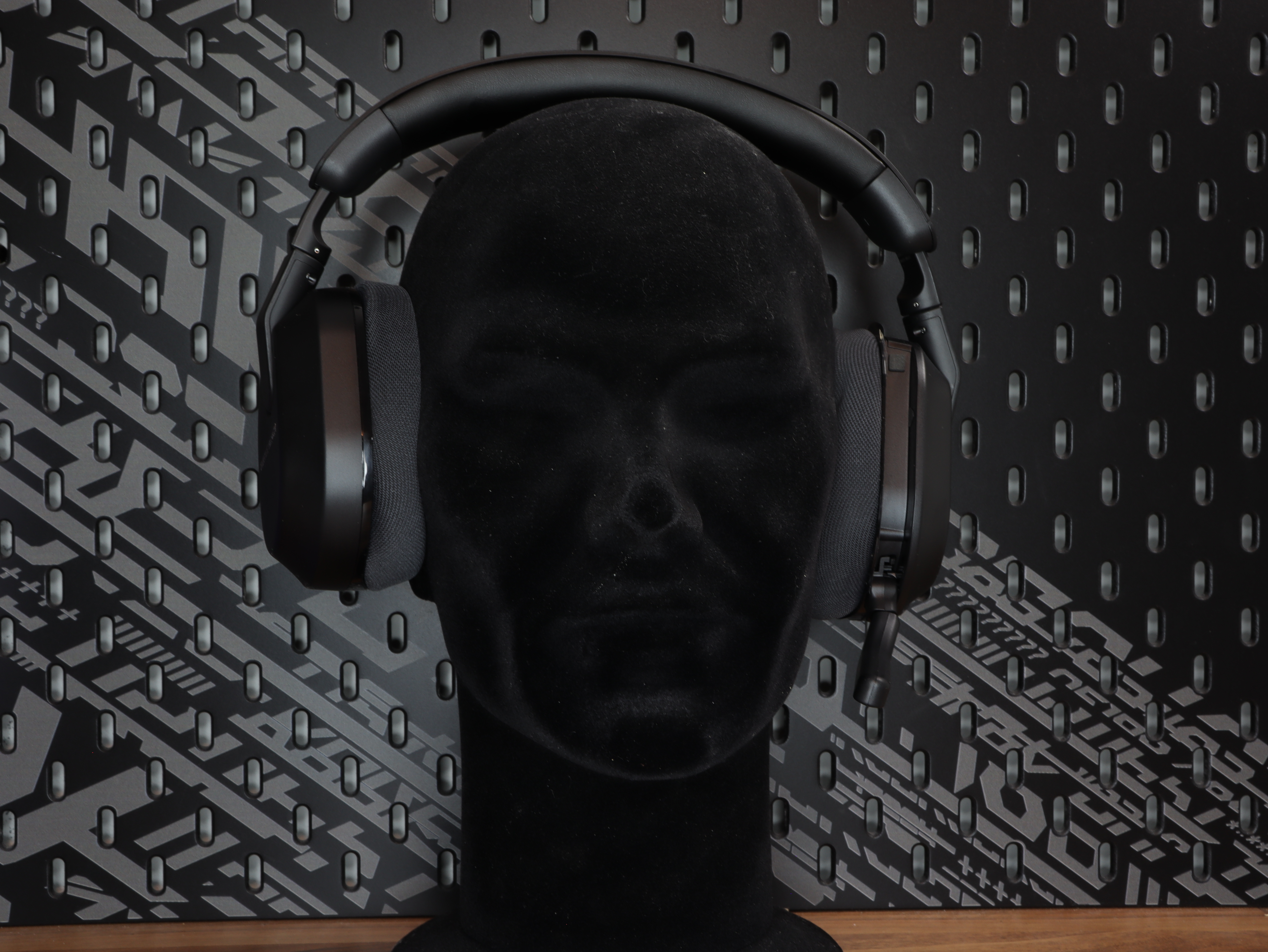 Nanoclear Stealth 600 headset (gen 3) Turtle Beach Multiplatform Memory Foam gaming sound signature.JPG